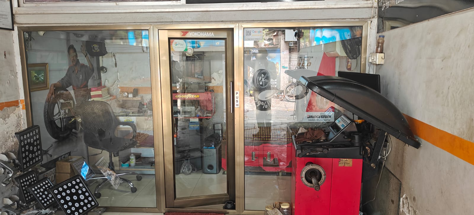 New KGN Tyre shop